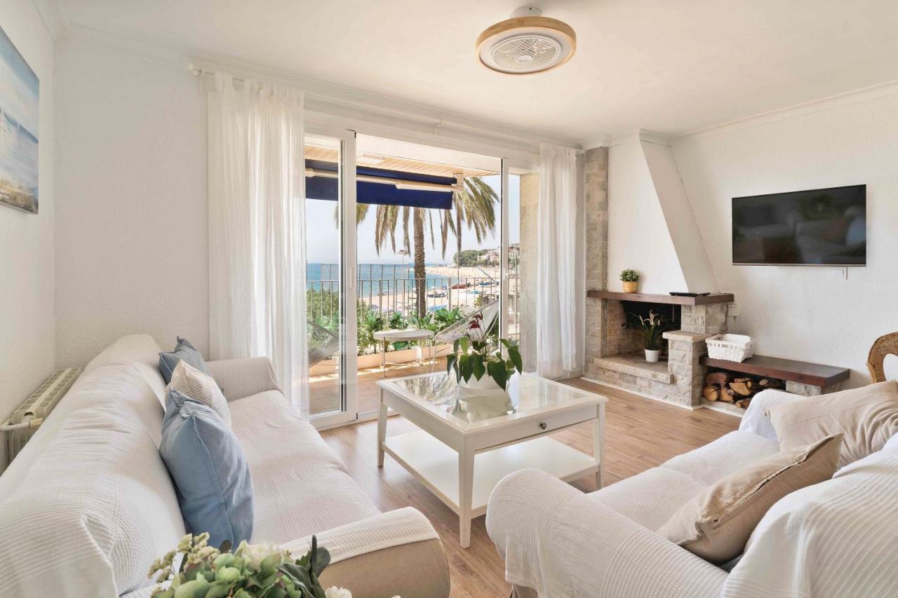 Apartamento Primera Linea De Mar Con Espectaculares Vistas Apartment Sant Pol De Mar Bagian luar foto